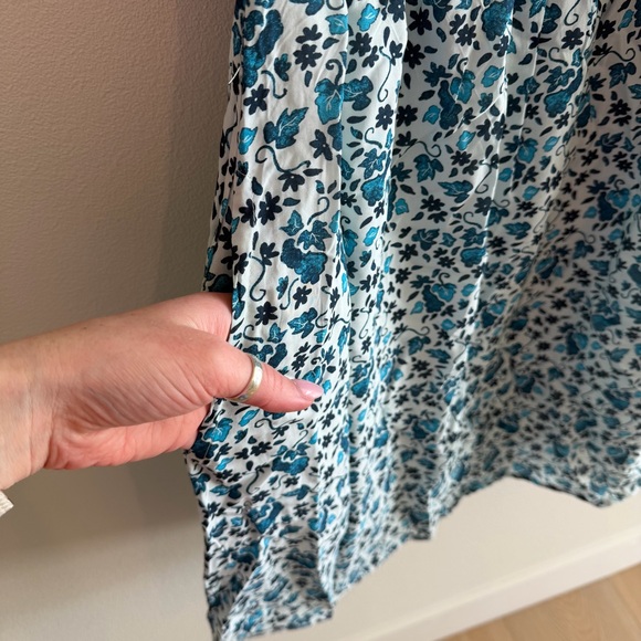 Kenny Flowers Sonoma Blue and White Floral Off-Shoulder Mini Dress - Picture 9 of 9